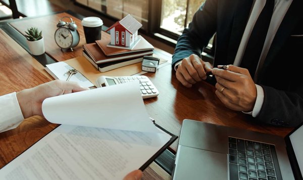 Comment Codereduction.info négocie-t-il des offres exclusives pour ses utilisateurs ?